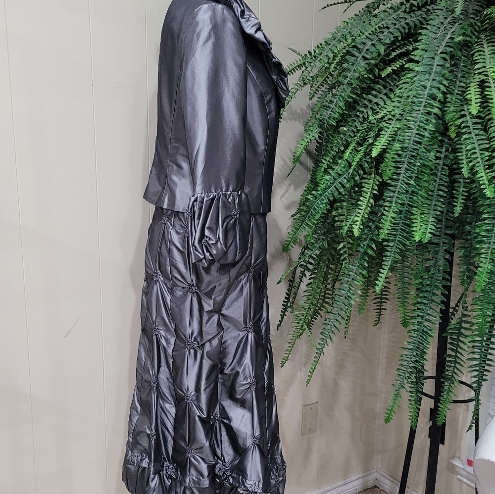 Nubiano Silver Gray Elegant 2-Piece Dress Suit Set Sz 8 Textured Midi Skirt - Picture 15 of 15